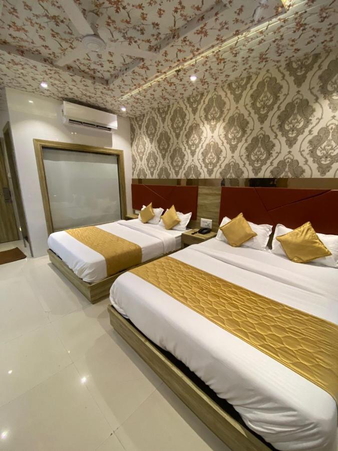 Hotel Bkc Crown - Near Trade Centre, Visa Consulate Bombay Eksteriør billede