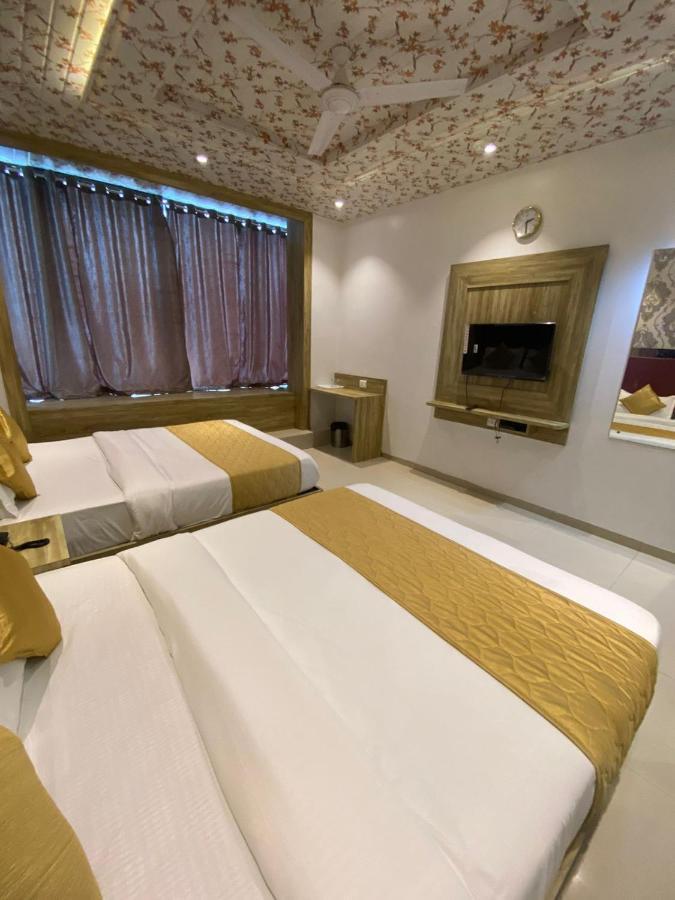Hotel Bkc Crown - Near Trade Centre, Visa Consulate Bombay Eksteriør billede