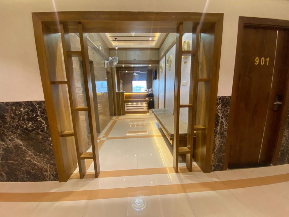 Hotel Bkc Crown - Near Trade Centre, Visa Consulate Bombay Eksteriør billede